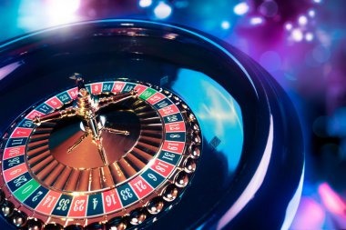 Dragon Tiger Live dealer table with card reveal on sultan lotre